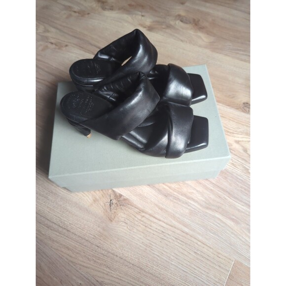 Officine Creative Padded Black Leather Covered Heel Slip On - Picture 3 of 16